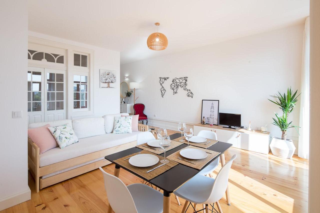 Lovelystay - Martires Boutique Flat OOporto Exterior foto